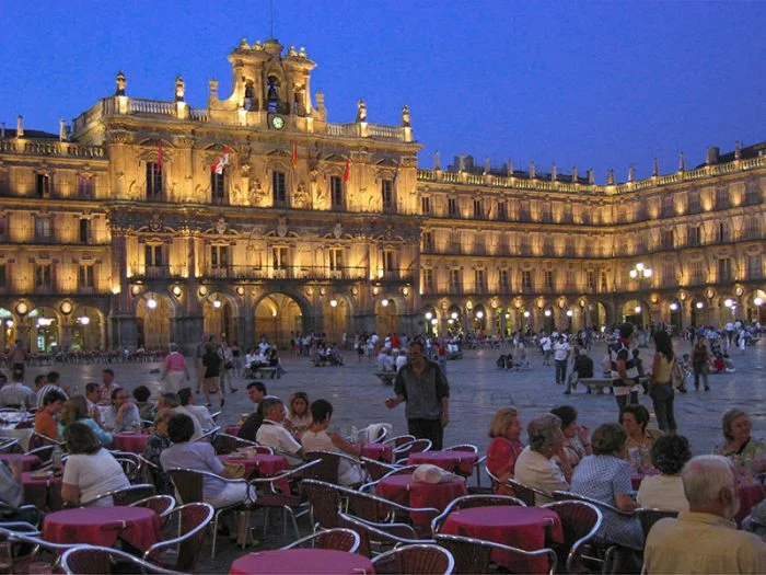 La Plaza Mayor de Salamanca, una de las más bonitas de España