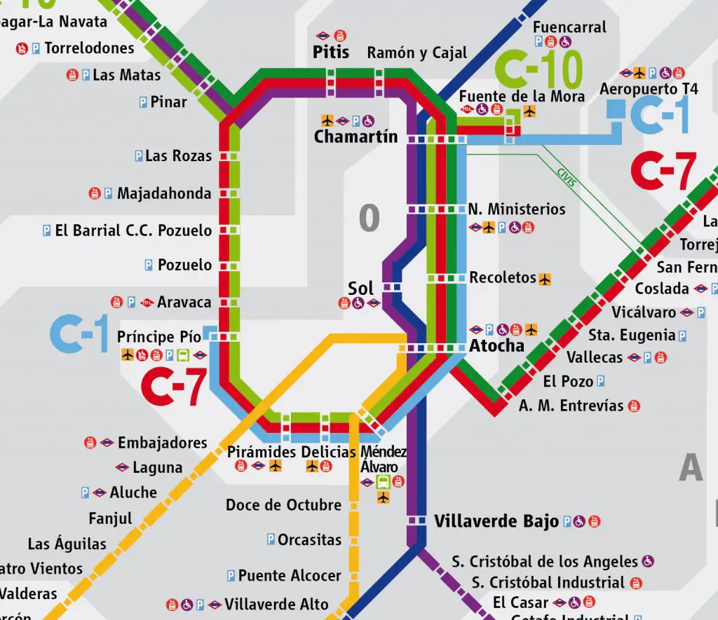 ¿Cómo llegar a Atocha en Madrid en Autobús, Metro, Tren o Tren ligero?