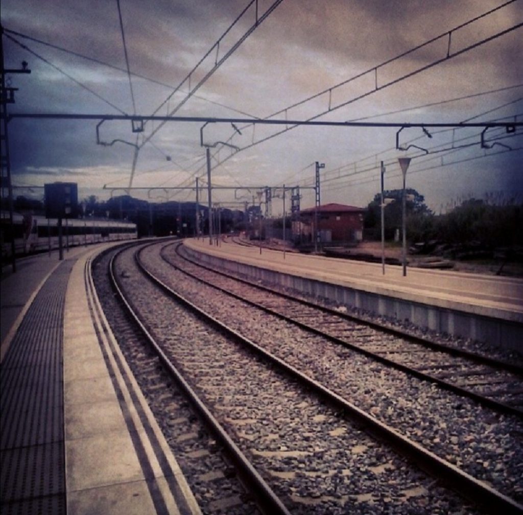 Vías de la estación de tren de Blanes