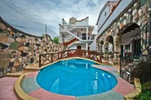 hoteles con alberca en Taxco