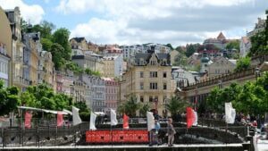 karlovy vary 2791908 640