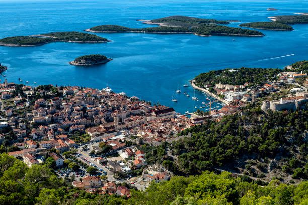 gettyimages 1288023883 612x612